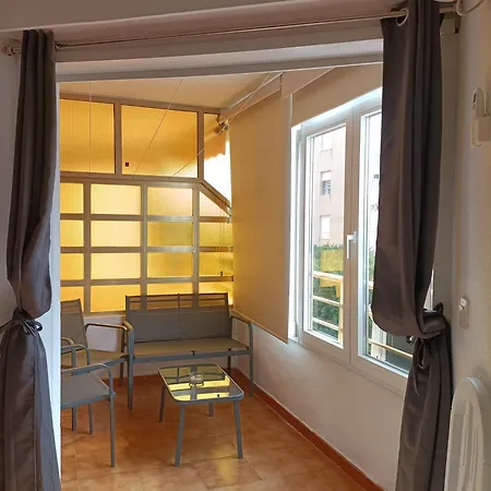 Apto Palacios Con Calefaccion Y Parking Apartment *